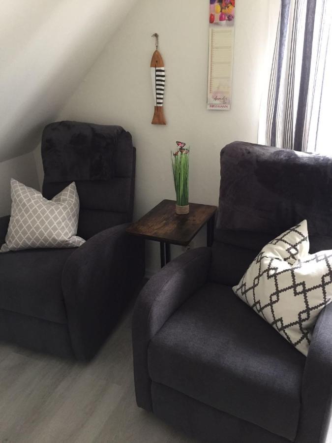 Ferienwohnung "Kleine Krabbe" Werdum Buitenkant foto
